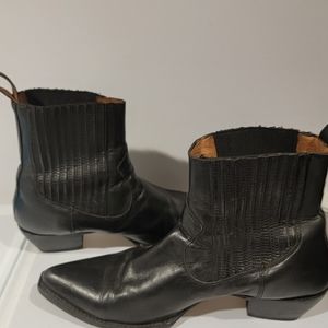 FRYE Sacha Chelsea Boot